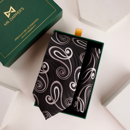 Premium men's tie and pocket square
Matching tie and pocket square for weddings
Men's fashion accessories
Sophisticated tie and pocket square combo