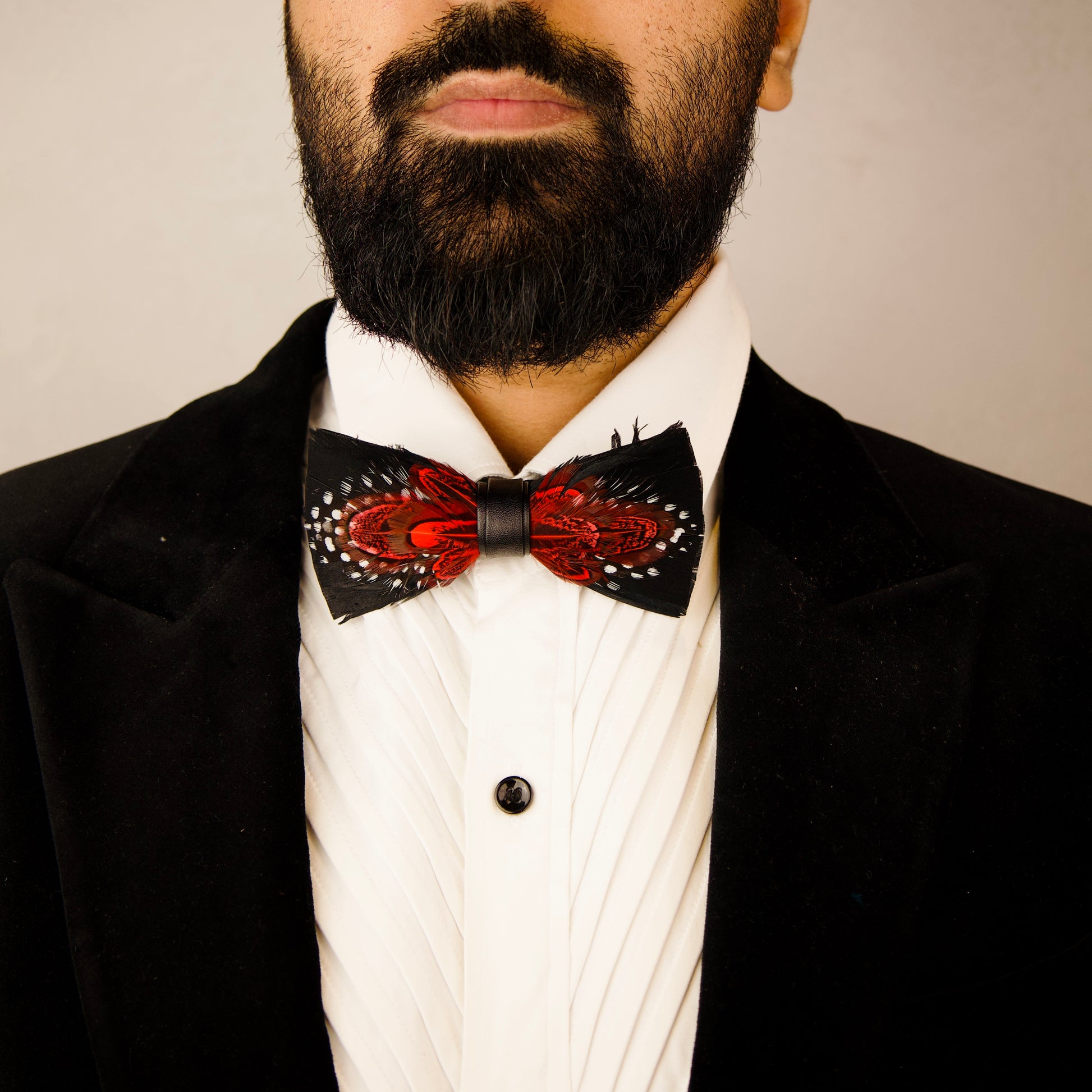 Black  Feather Bow Tie for Men, Boho Rustic Wedding Bow Tie with Natural Feathers for Groom Groomsmen, Pre Tied Solid Bowtie