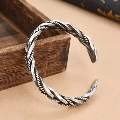 Twisted Cuff Bracelet (925SS)